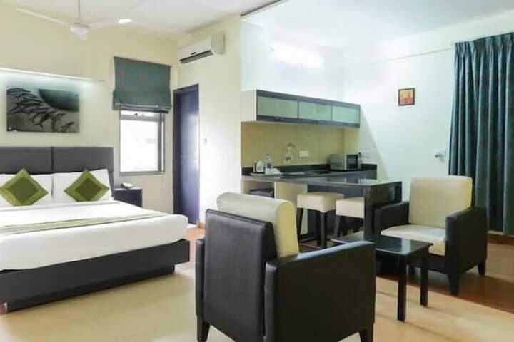 Room 14 of 26