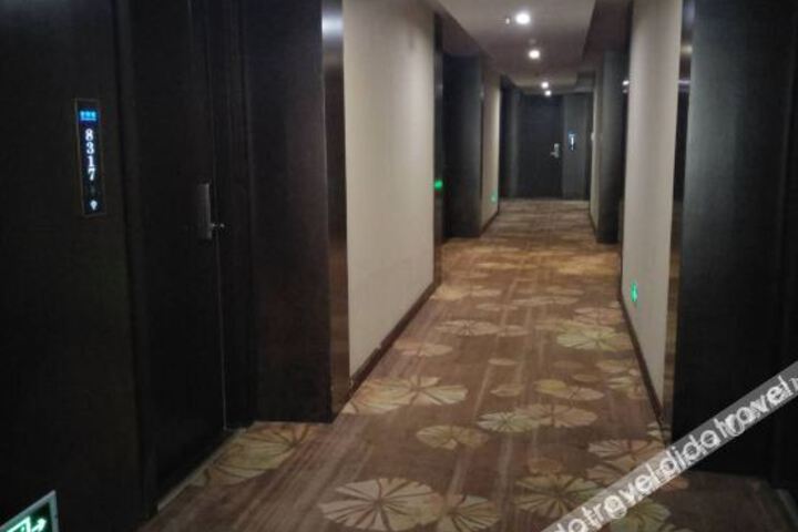 Hotel Interior 5 of 8