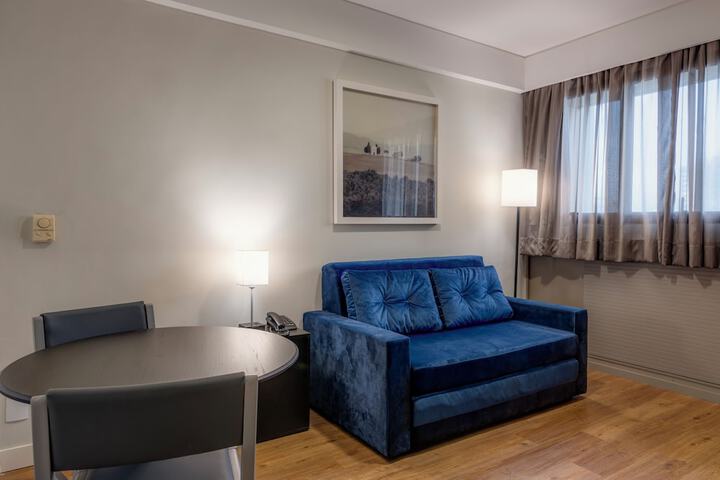 Room 27 of 57