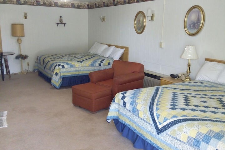 Room 4 of 37