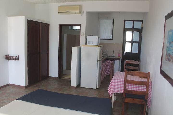 Room 31 of 83