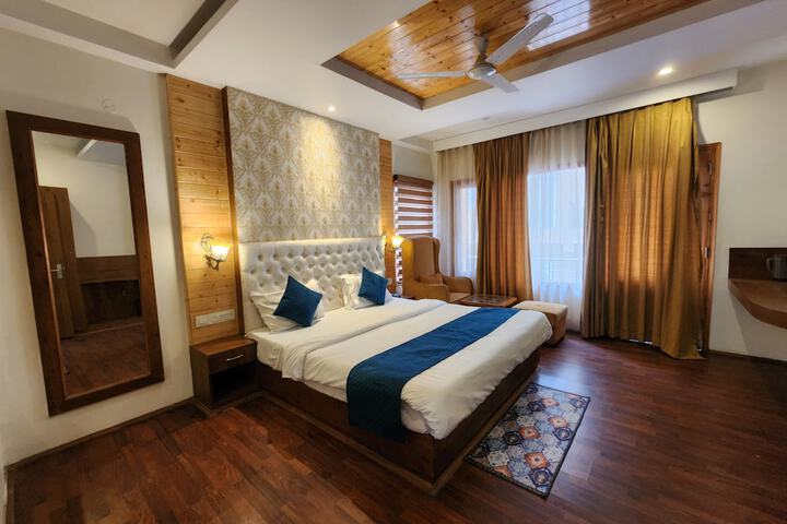 Room 3 of 22