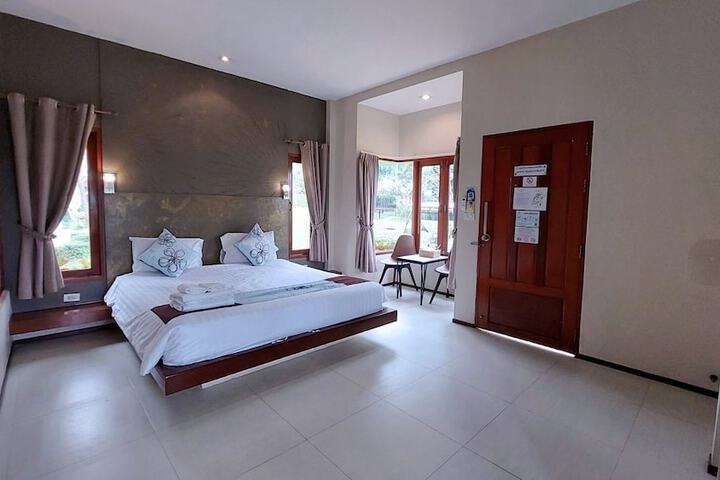 Room 29 of 68