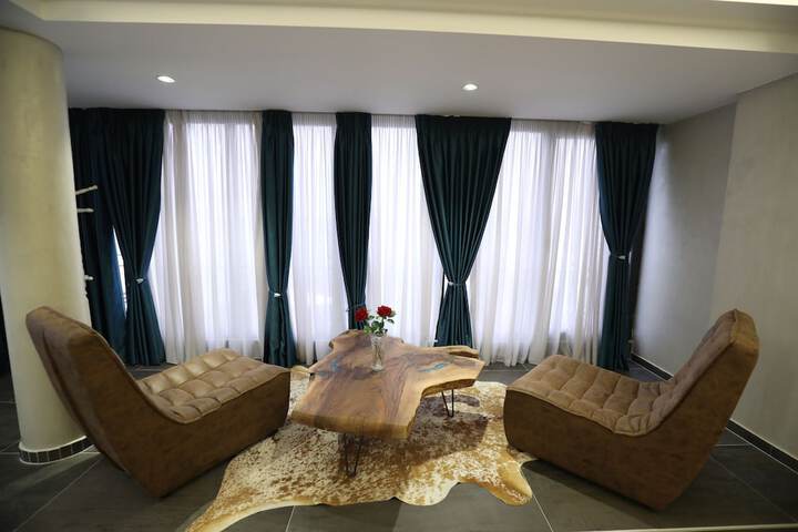 Room 48 of 86