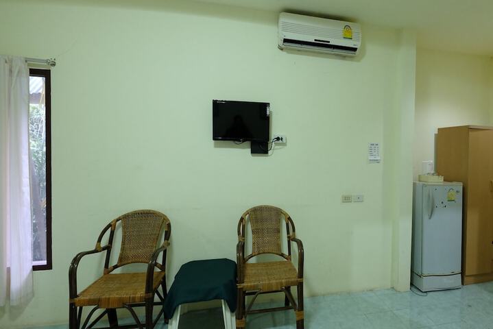 Room 14 of 25