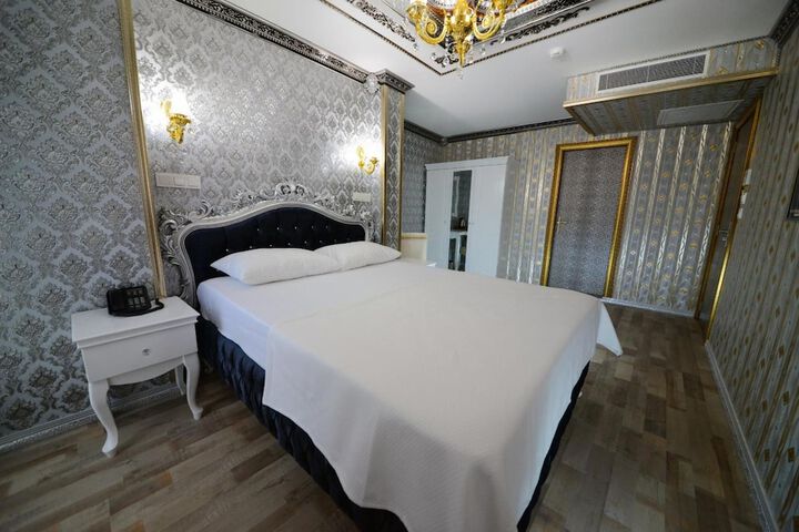 Room 27 of 57