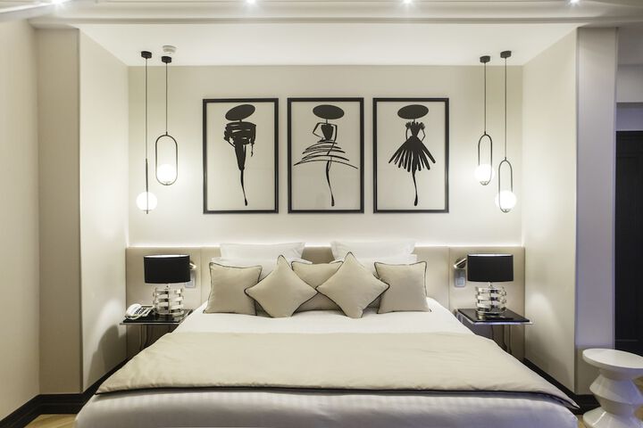 Room 47 of 100