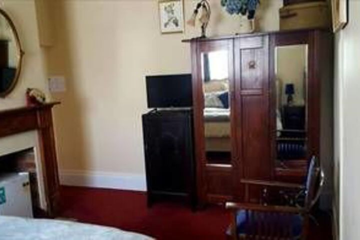 Room 80 of 89