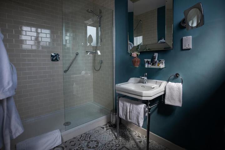Bath Amenities