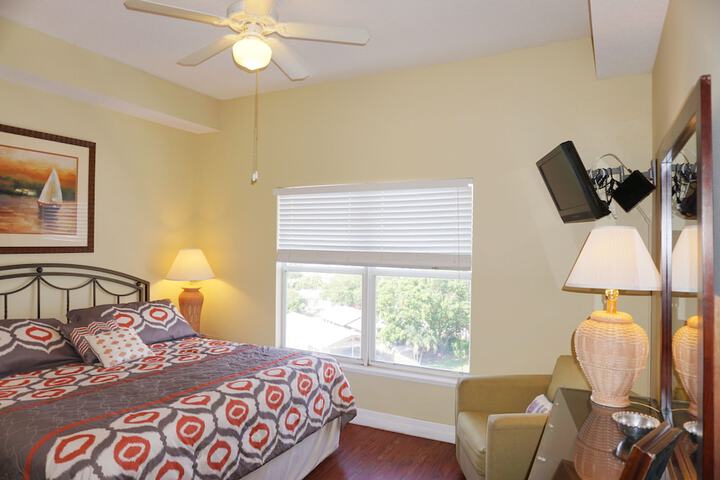 Room 121 of 132