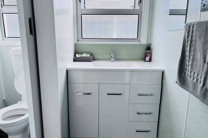 Room 14 of 21