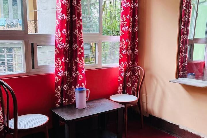 Room 19 of 28