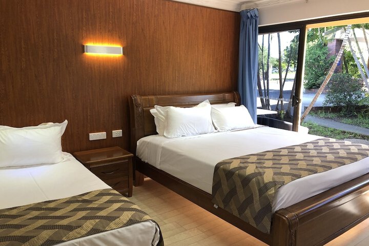 Room 7 of 38