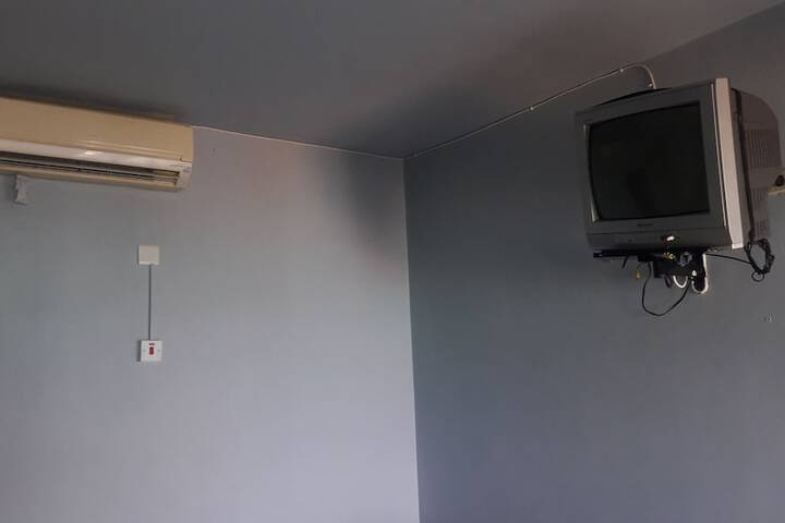 Room 12 of 43