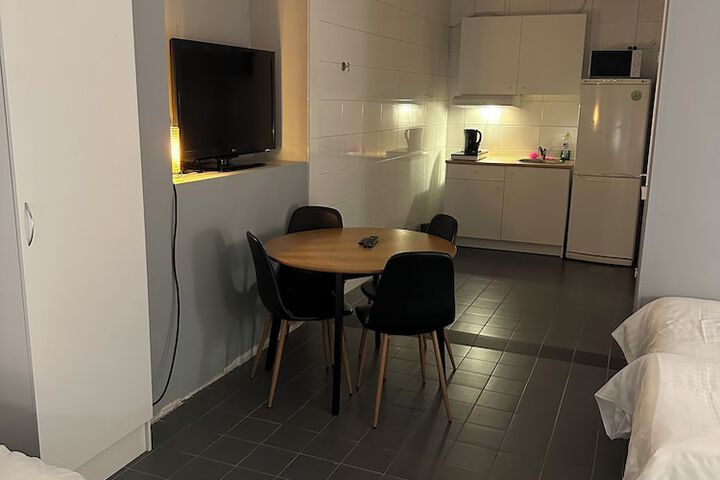 Room 13 of 50