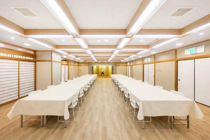 Banquet hall