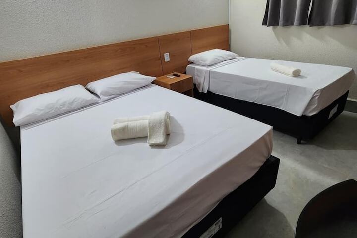 Room 8 of 22