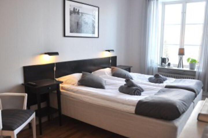 Room 42 of 138
