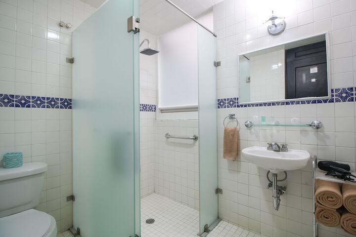 Clean Restrooms