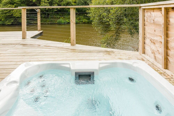 Pool 7 of 12