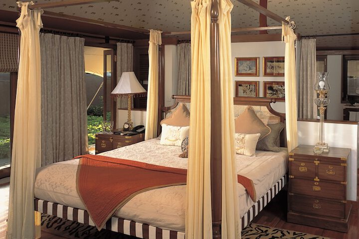 Room 4 of 56