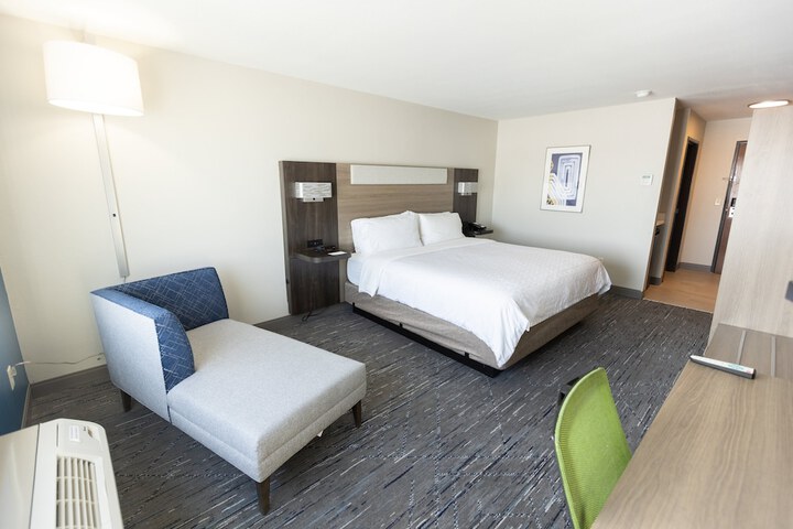 Room 18 of 56