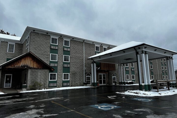 Hotel 23 of 28