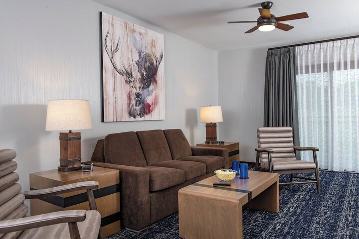 Room 11 of 36