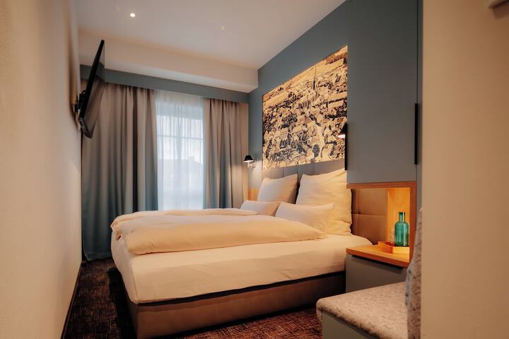 Room 10 of 41