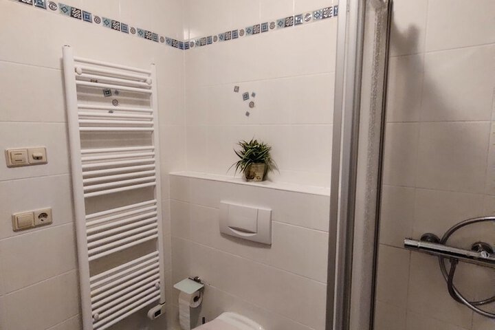 Room 15 of 31