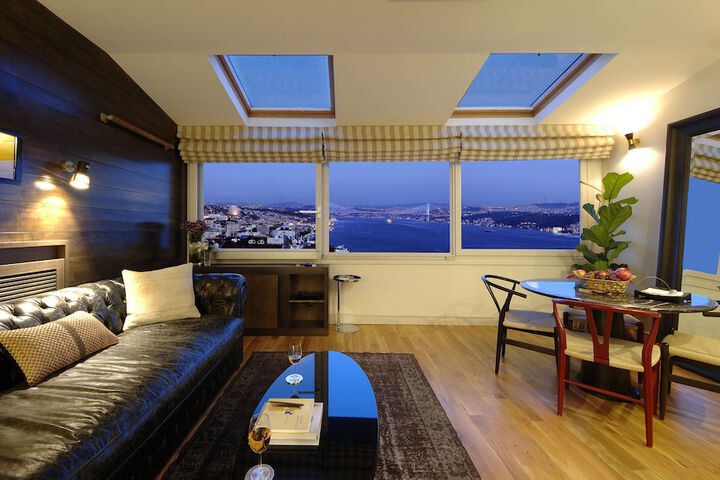 Room 26 of 54