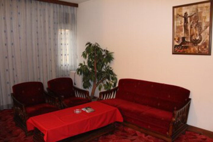 Room 51 of 61