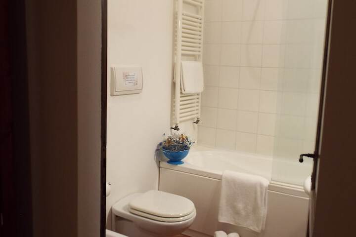 Room 22 of 41