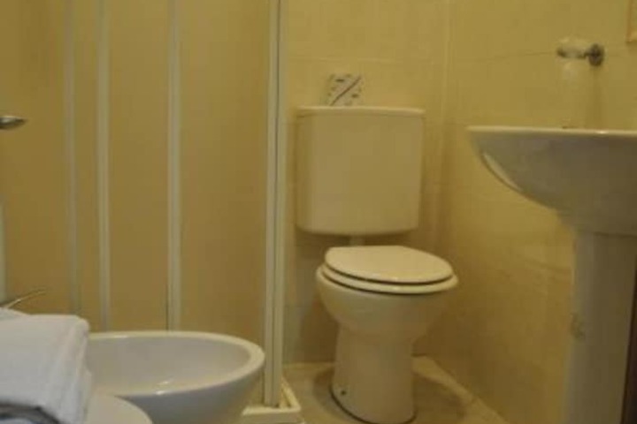 Clean Restrooms