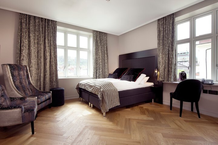 Room 21 of 45