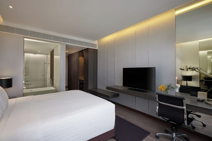 Room 31 of 122