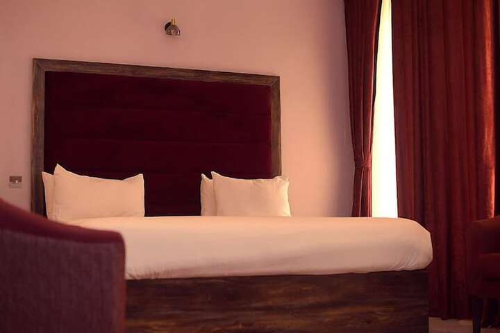 Room 7 of 56