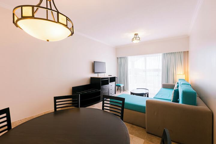 Room 15 of 43