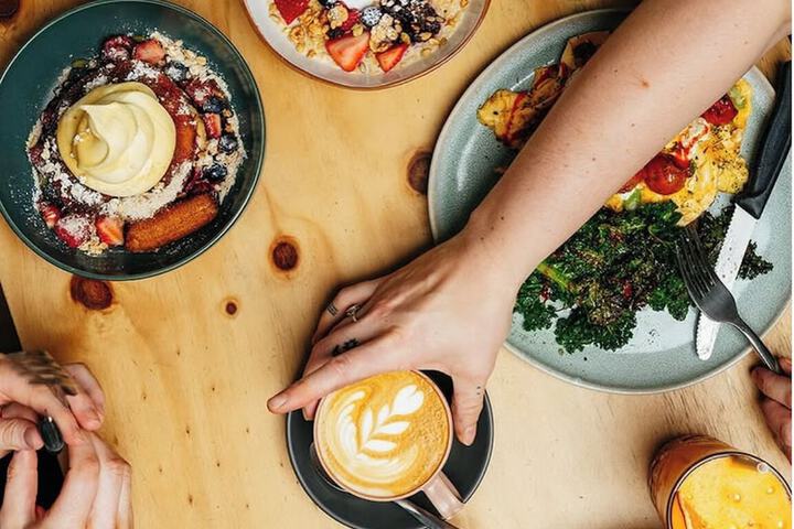 Breakfast/Coffee Service 29 of 42