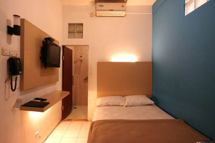 Room 5 of 23