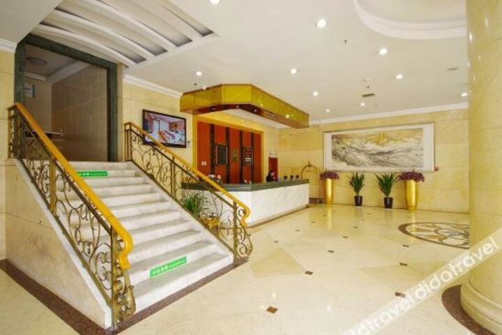 Hotel Interior 6 of 22