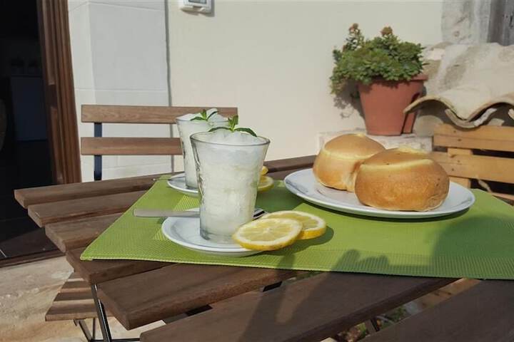 Terrace/Patio 12 of 15