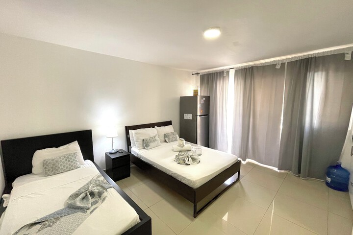Room 10 of 50
