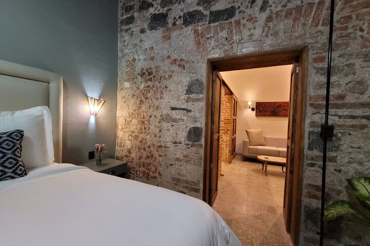 Room 45 of 135