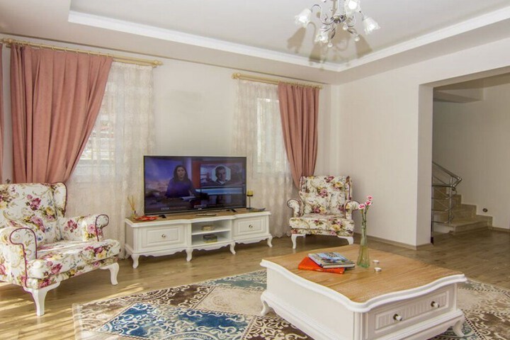Room 26 of 35