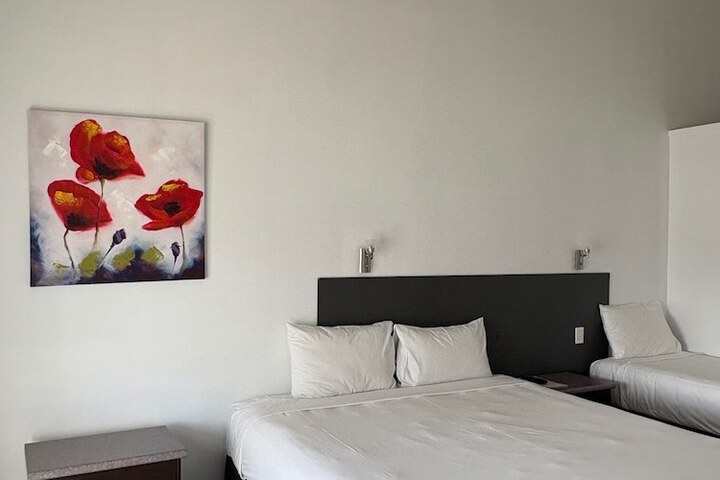 Room 5 of 49