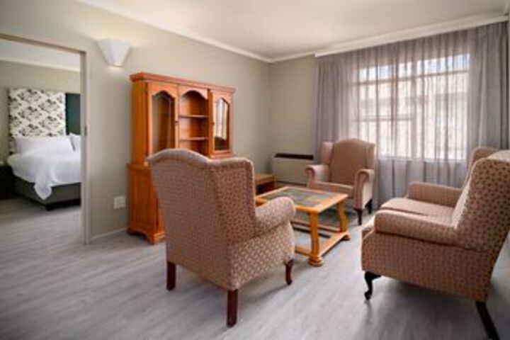Room 17 of 27
