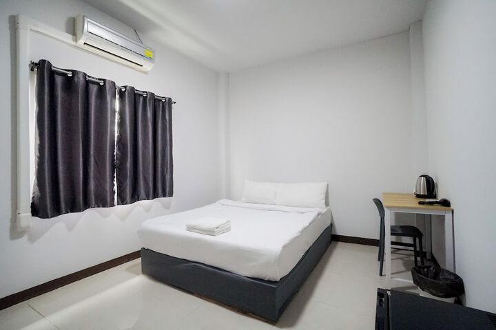 Room 22 of 79