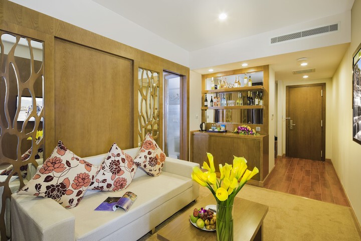Room 13 of 68