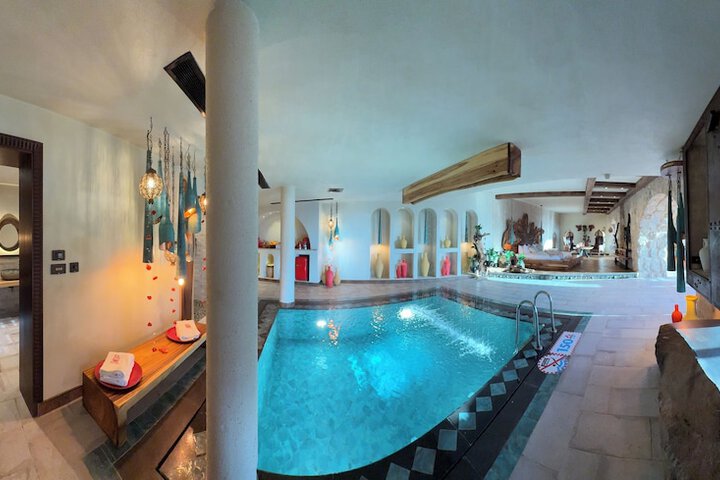 Pool 92 of 202